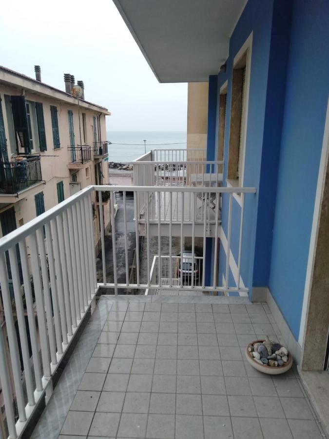 Azzurra Casa Vacanza Ventimiglia Exterior photo